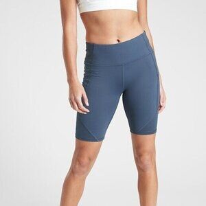 Athleta Contender 9" Shorts